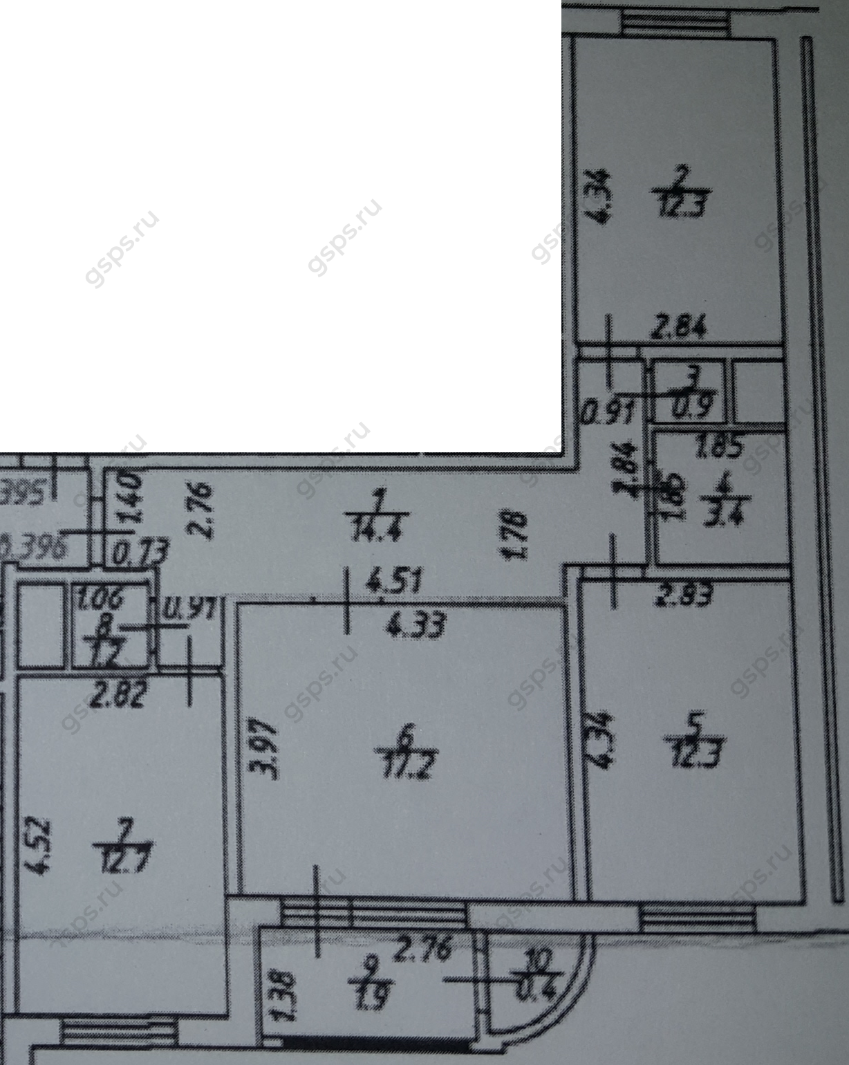 План БТИ трехкомнатной квартиры серии П111М
